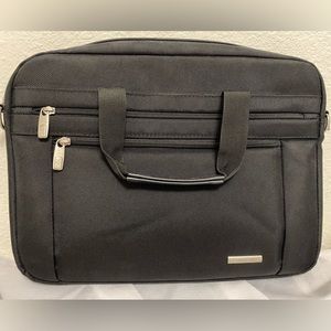 SAMSONITE black laptop/tote bag w handles (strap not included)